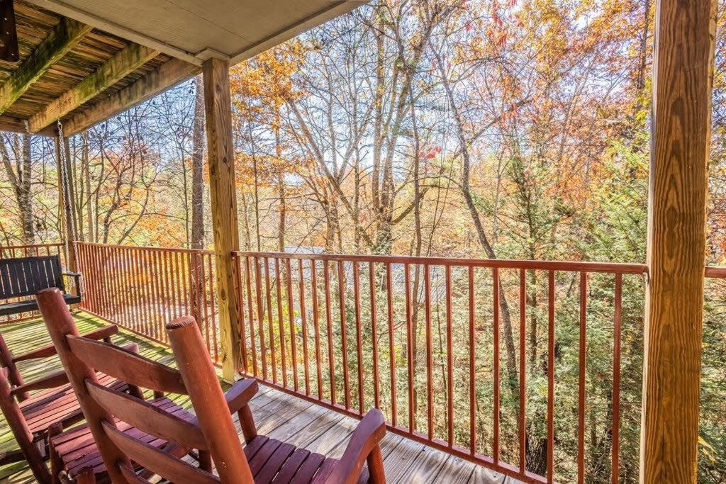 Sasquatch Lodge E Sleeps 13 Gatlinburg Exterior foto