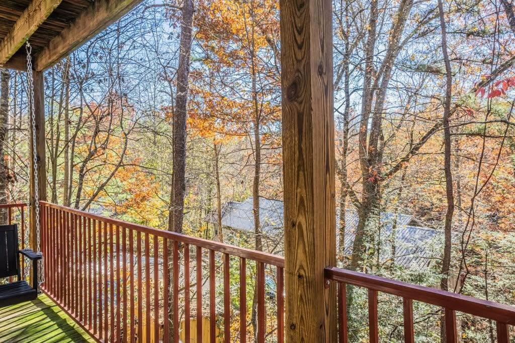 Sasquatch Lodge E Sleeps 13 Gatlinburg Exterior foto